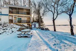 Waterfront Escape on Long Lake! Ski, Paddle + Play - Intérieur