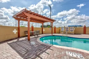 Quality Inn Brownsville - Piscine