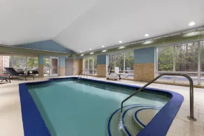 Holiday Inn Express Savannah Airport by IHG - Piscine