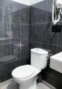 Hostal Andrea - Bathroom