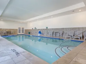 Baymont by Wyndham Brenham - Piscine