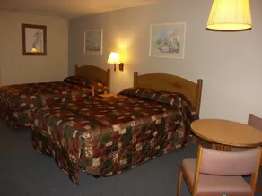 Deerwood Inn and Madison Campground - Zimmer