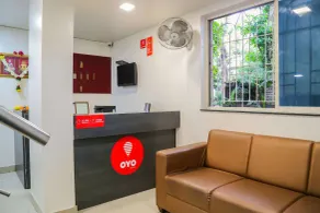 OYO 10678 Hotel Nandanvan - Reception