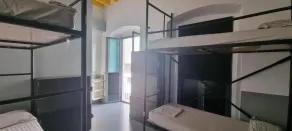 SEVILLE YOUR WAY HOSTAL  - Zimmer