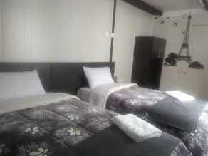 Hotel & Golf Isak Aeropuerto - Room