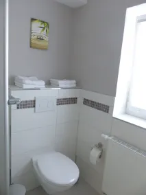 Ferienwohnungen Flora - Badezimmer