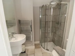 Casa rural apropiada para familias con barbacoa y jardín | Vistas a la playa | En la playa | Se admiten mascotas - Baño