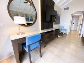 The Royal Sea Aquarium Resort - Room