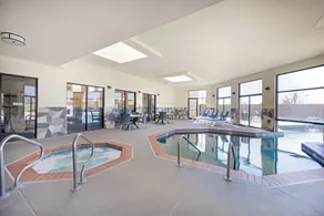 Comfort Inn & Suites Wichita Northeast - Piscine