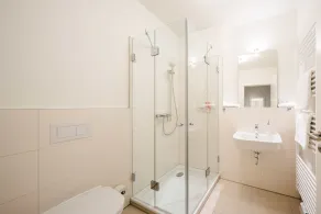 Haus Rissen Gaestehaus - Bathroom