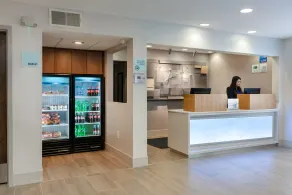 Holiday Inn Express Alpharetta - Roswell by IHG - Recepción