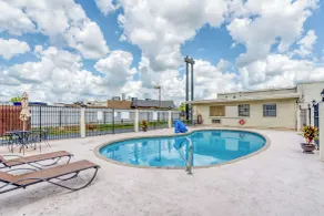OYO Hotel Alexandria LA- Hwy 165 - Pool