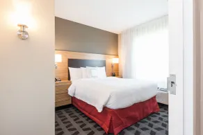 TownePlace Suites by Marriott Edmonton South - Chambre