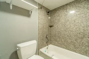 Economy Inn Livingston By OYO TX US 59 - Salle de bain