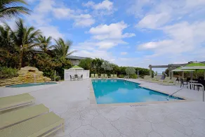The Lucie - Piscine