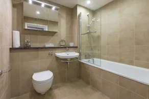 Cottage adapté aux familles avec jardin - Salle de bain
