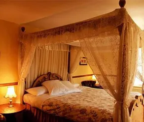 Chequers Inn Hotel - Room