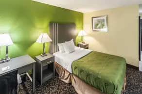 Quality Inn Decatur near US-224 - Zimmer