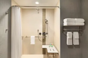 Hyatt Place Vacaville - Bathroom