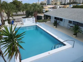 !!Coral Sands 1 Bedroom Stunner!! - Piscine