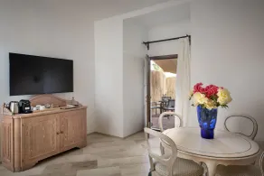 Iconic Luxury Suites - Wohnbereich