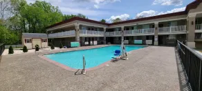 Red Roof Inn Bordentown - McGuire AFB - Piscine