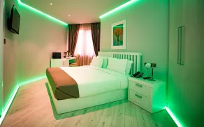 Metro Hotel Tirana - Room