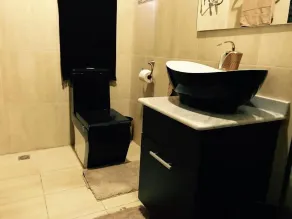 SS Suites & Apartments - Maitama, Abuja - Bathroom