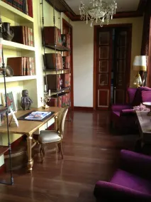 The Orchids - Lobby sitting area