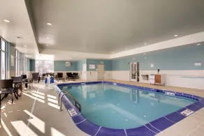 Holiday Inn Express & Suites Galesburg by IHG - Piscine