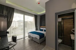 Melanj Airport Hotel - Room