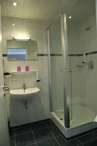 Hotel Zu Müllers - Badezimmer