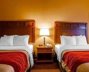 Comfort Inn & Suites Grinnell near I-80 - Zimmer