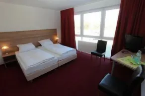 Hotel am Interpark - Chambre