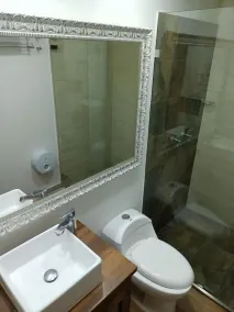 Hotel Poma Rosa - Bathroom