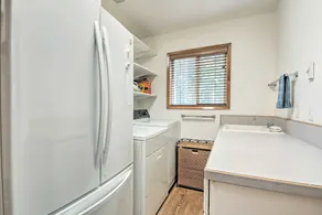 Cabin w/ Hot Tub, By Crater Lake Nat'l Park! - Interiør