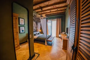 The Remote Hotel - Habitación