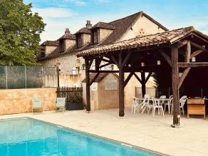 Les Naudines  - Piscina