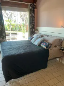 Room-studio Apartment With Kitchen in on - Værelse