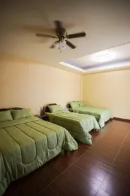 MinshukuKCS Hotel and Restaurant - Chambre