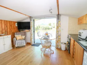 Lakeside Lodge - Chambre
