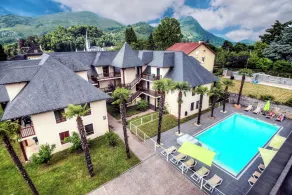 Comfort Aparthotel Lourdes L'Acacia - Piscina