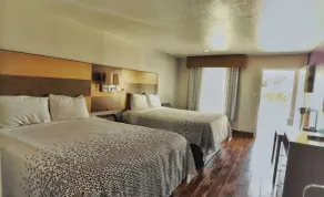Scottish Inns & Suites Shenandoah Woodlands Mall - Room