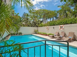 The Residences Olympia - Pool