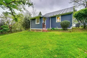 Hike, Sip & Explore: Charming Waterford Cottage! - Intérieur
