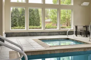 Homewood Suites by Hilton Burlington - Piscine