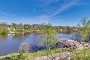 Family Home in Monticello! Water-view Retreat - Interiør