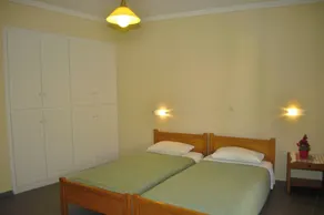 Holiday Studio Apartments Yannis on Agios Gordios beach in Corfu - Quarto
