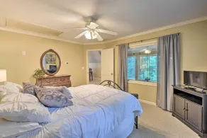 Big Canoe Retreat w/ Deck & Golf Course Views - Interior