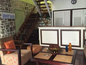Cobblestone Inn - Lobby lounge
